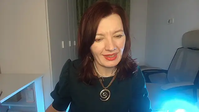 Bonnie Naughtyy online show from 03/15/26, 06:04