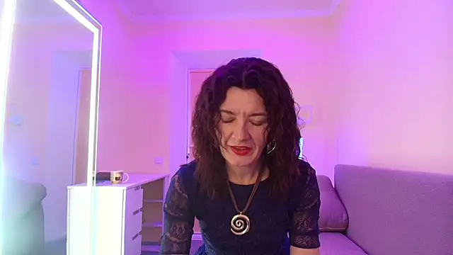 Bonnie Naughtyy online show from 07/10/26, 04:07