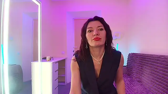Bonnie Naughtyy online show from 07/11/26, 03:23