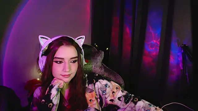 Snapshot of Celia_Sensual_ chatting on 06/23/26, 07:56 Celia Sensual online show from 06/23/26, 07:56