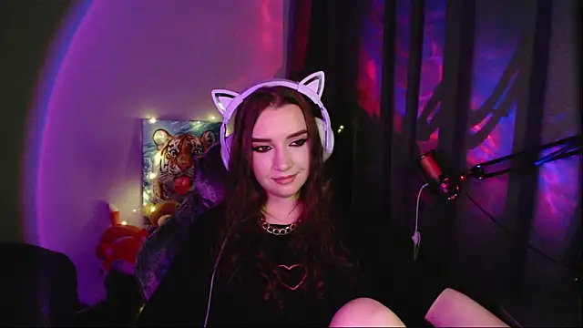 Snapshot of Celia_Sensual_ chatting on 06/01/26, 07:02 Celia Sensual online show from 06/01/26, 07:02