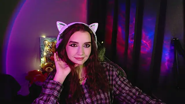 Snapshot of Celia_Sensual_ chatting on 06/20/26, 07:41 Celia Sensual online show from 06/20/26, 07:41