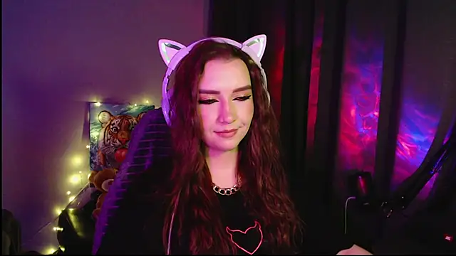 Celia Sensual  online show from 04/23/26, 06:53