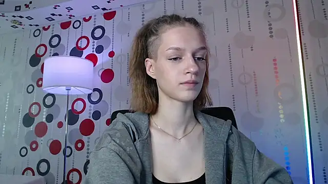 Chrissy Joyful online show from 06/11/26, 04:09