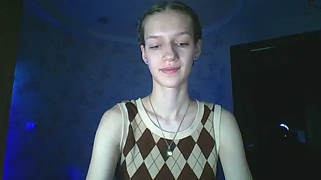 Chrissy Joyful online show from 04/23/26, 05:03