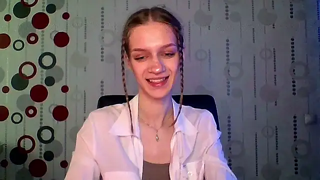 Chrissy Joyful online show from 05/26/26, 04:10