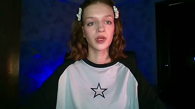 Chrissy Joyful online show from 03/17/26, 04:37