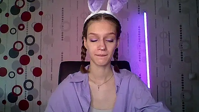 Chrissy Joyful online show from 04/28/26, 05:12