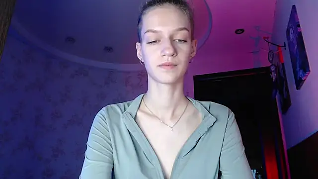 Chrissy Joyful online show from 06/18/26, 05:06