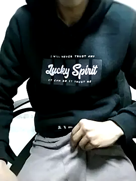 Ahmed19990 online show from 03/05/26, 07:54