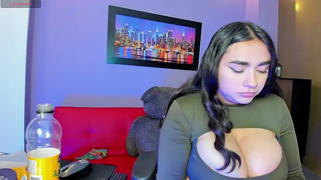 Lucyy tits online show from 07/14/26, 12:44
