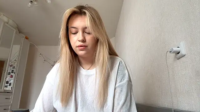 WonderedFlair online show from 03/25/26, 09:19