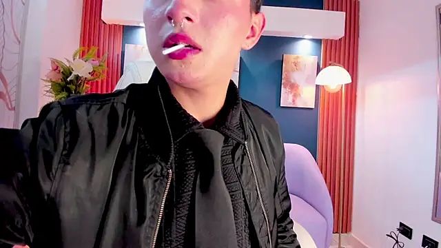 Cristopher Wild online show from 03/19/26, 08:20