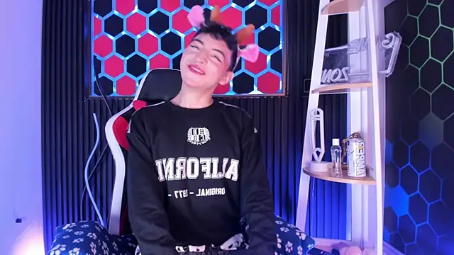 Cristopher Wild online show from 05/28/26, 04:20