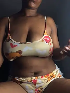 almaseductora online show from 04/19/26, 11:11