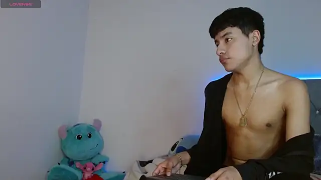 Sebas fire4 online show from 04/28/26, 11:42