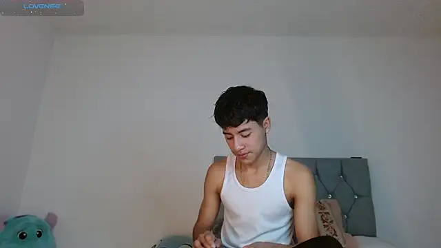 Sebas fire4 online show from 05/20/26, 02:47