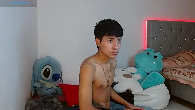 Sebas fire4 online show from 04/03/26, 09:21