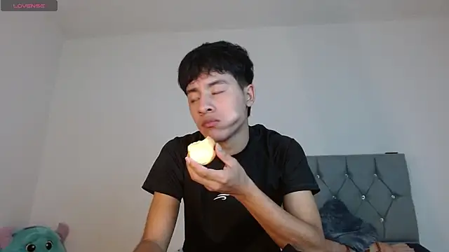 Sebas fire4 online show from 05/19/26, 10:39