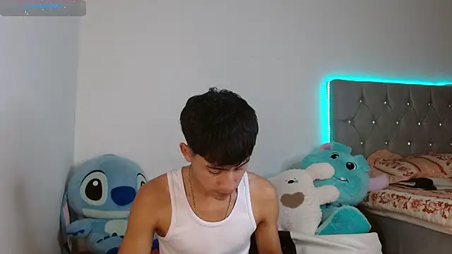 Sebas fire4 online show from 04/08/26, 12:23