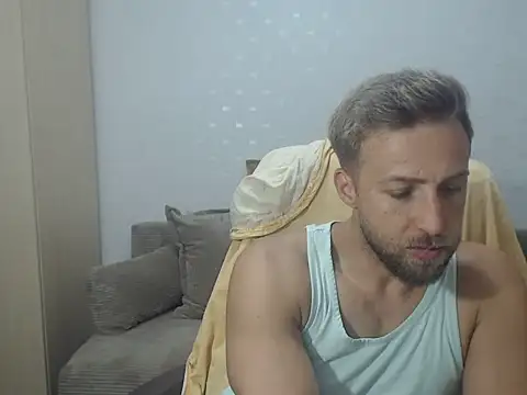 BlondEagleMuscle online show from 08/01/26, 07:23