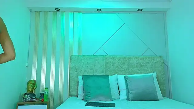 j belle  online show from 03/14/26, 02:01