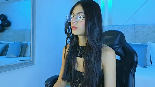 j belle  online show from 03/21/26, 02:43