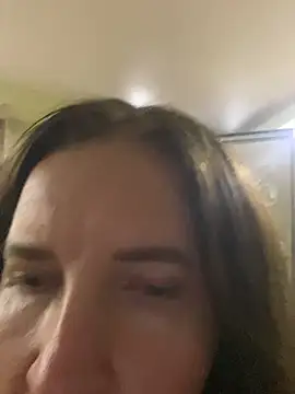 Snapshot of TeraGold46 chatting on 04/06/26, 06:42 TeraGold46 online show from 04/06/26, 06:42