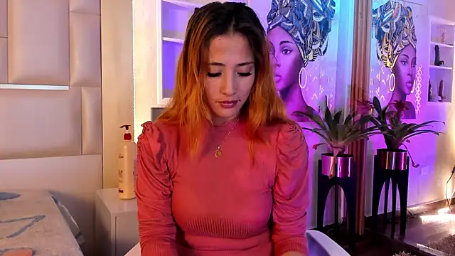 ZoeTaylorl online show from 04/18/26, 11:01