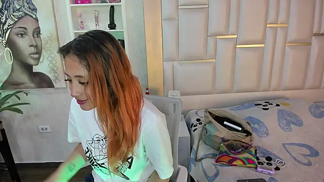 ZoeTaylorl online show from 06/10/26, 11:55