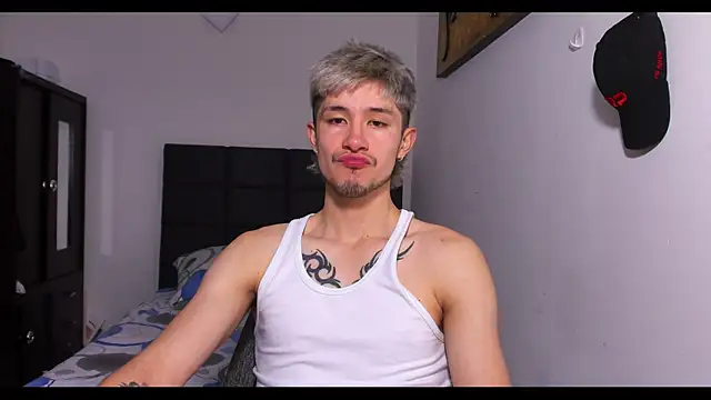 cafecitoo  online show from 06/26/26, 12:16