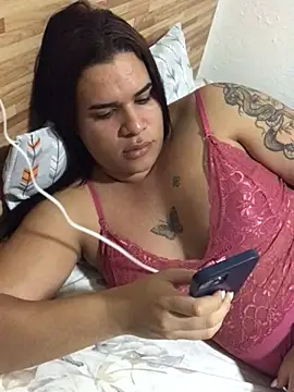 Snapshot of Gabrielaparaiso chatting on 05/06/26, 02:04 Gabrielaparaiso online show from 05/06/26, 02:04