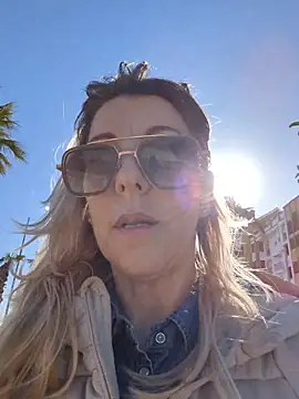 ManuelaX online show from 02/20/26, 09:33