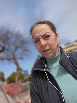 ManuelaX online show from 03/01/26, 11:43