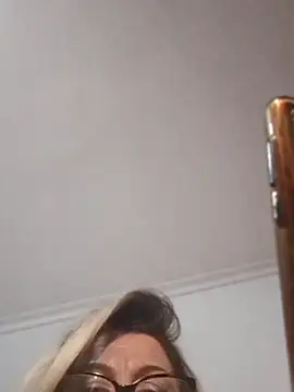 ManuelaX online show from 03/05/26, 06:48