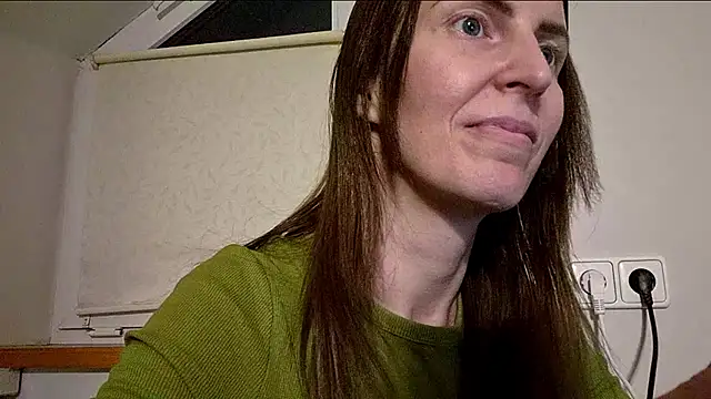 Snapshot of AnnaTight chatting on 04/30/26, 08:27 AnnaTight online show from 04/30/26, 08:27
