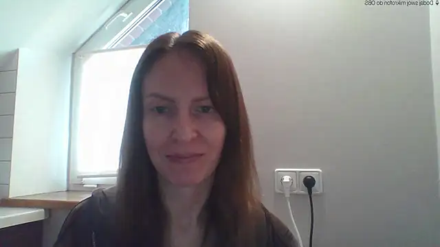 Snapshot of AnnaTight chatting on 05/19/26, 04:25 AnnaTight online show from 05/19/26, 04:25