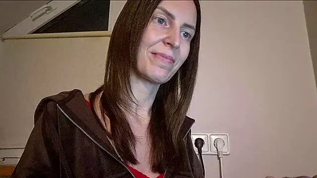 Snapshot of AnnaTight chatting on 04/27/26, 08:29 AnnaTight online show from 04/27/26, 08:29