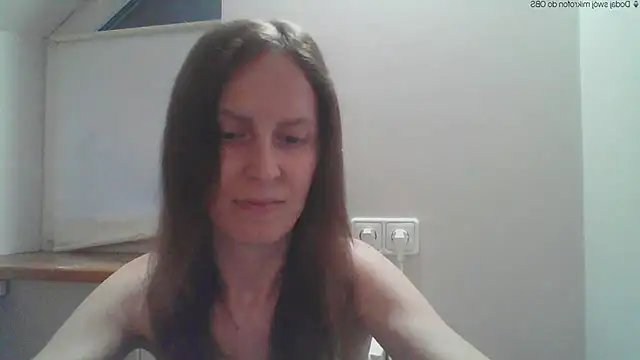 Snapshot of AnnaTight chatting on 06/04/26, 06:45 AnnaTight online show from 06/04/26, 06:45