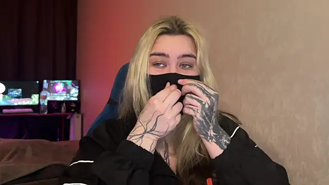 Xtoni  online show from 03/06/26, 08:37