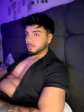 Snapshot of kryzthian_Olrox chatting on 03/21/26, 02:35 kryzthian Olrox online show from 03/21/26, 02:35