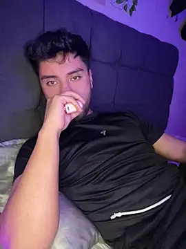 Snapshot of kryzthian_Olrox chatting on 03/18/26, 02:48 kryzthian Olrox online show from 03/18/26, 02:48