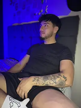 Snapshot of kryzthian_Olrox chatting on 03/31/26, 03:52 kryzthian Olrox online show from 03/31/26, 03:52