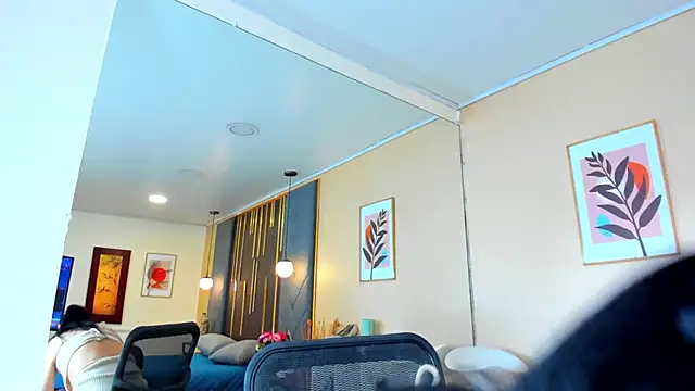 SofiiMontes online show from 03/24/26, 12:05