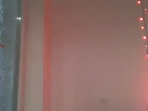 Snapshot of angeleclara@xh chatting on 02/02/25, 10:56 angeleclaraxh online show from 02/02/25, 10:56
