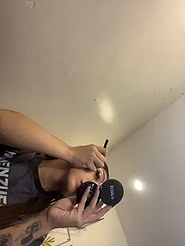 bigcock sassy69 online show from 06/25/26, 02:11