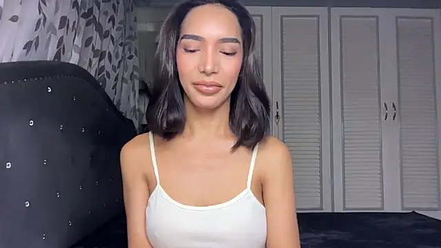 AnayaLauren  online show from 07/08/26, 03:30