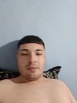 KEVINN022 online show from 08/05/26, 01:21
