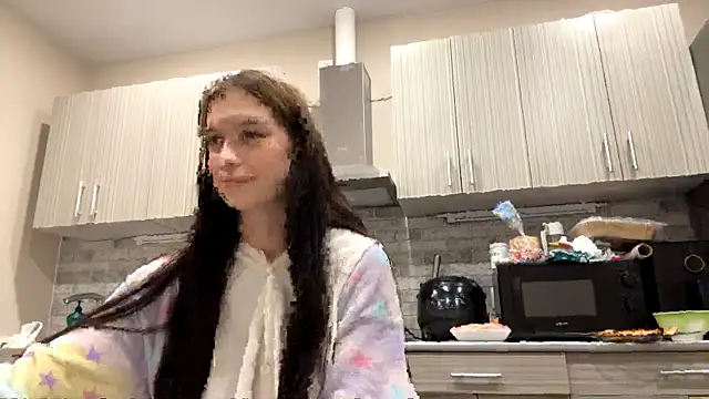 LaraDraggoo online show from 03/30/26, 07:26