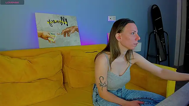 Lina Smilee online show from 03/10/26, 03:10